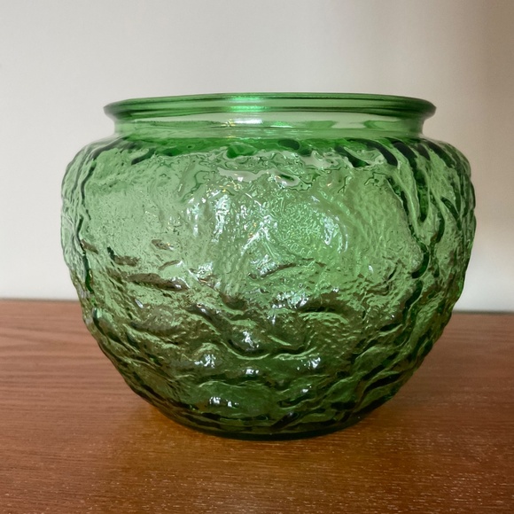 Vintage E.O. Brody Company Green Crinkle Glass Flower Vase or Bowl - Picture 3 of 16